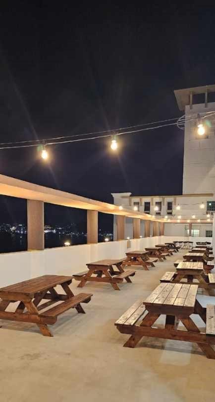 Tongyeong Bay Condo Hotel Exterior photo