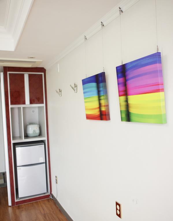 Tongyeong Bay Condo Hotel Exterior photo